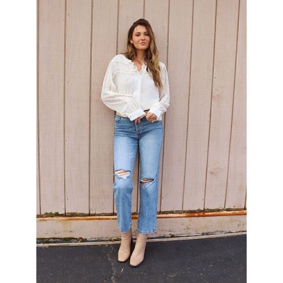 NWT BLANKNYC The Howard Distressed Mid Rise Loose Fit in Wildflower, Size 27 - Picture 5 of 16